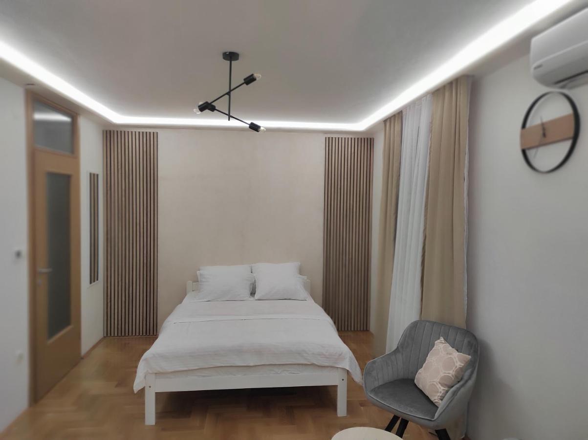 Studio Apartman Lukavica Сараєво Екстер'єр фото