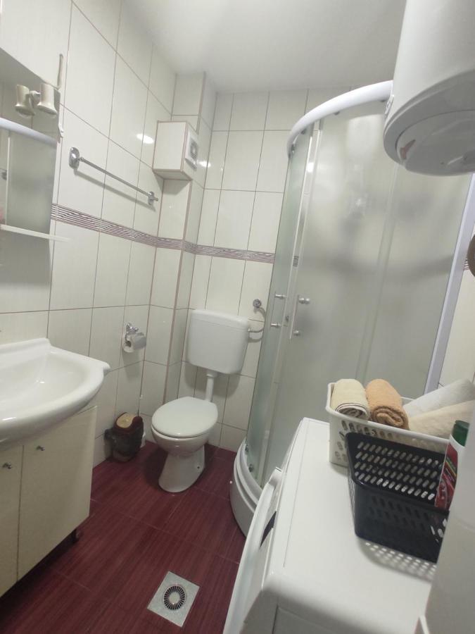 Studio Apartman Lukavica Сараєво Екстер'єр фото